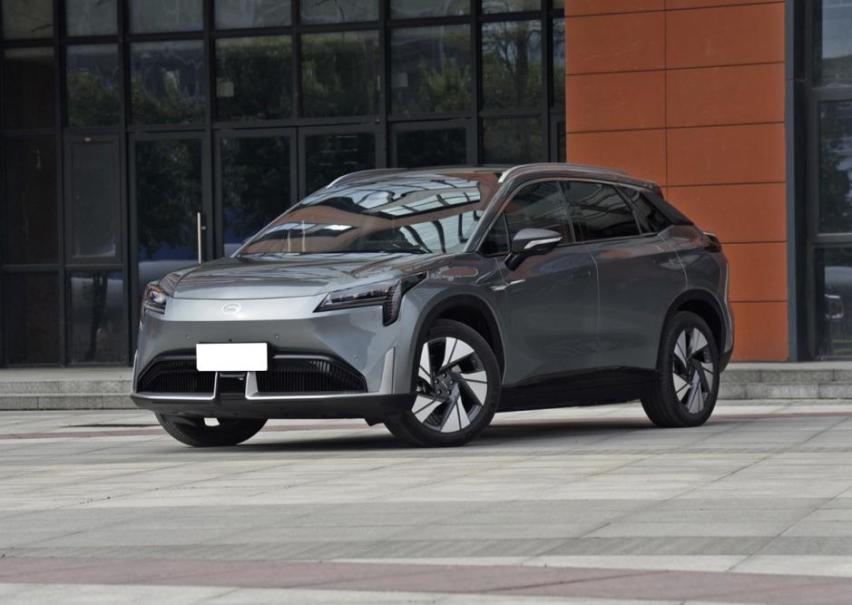 纯电续航1008km,28.66万的起步价，AION LX PLUS抢