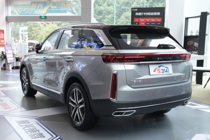 奔腾T99对比星途揽月,谁才是高性价比SUV?