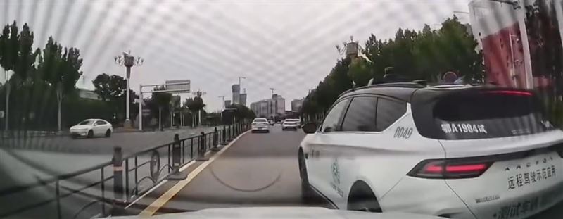 交通事故被批“逃逸”,百度无人车隐患暗藏