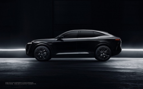 车圈神仙级电动SUV，和古天乐一样也喜欢全身美黑？