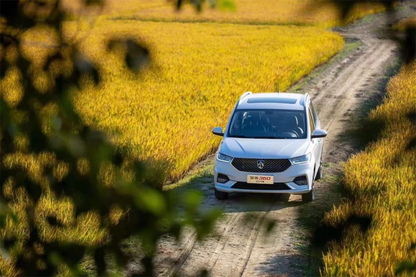 实用6座+CVT！8万级新车空间大又平顺，家用无敌了