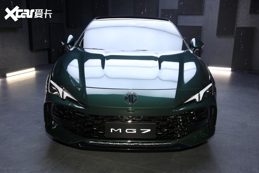 配贯穿式双联屏 MG7内饰正式亮相 科技感十足