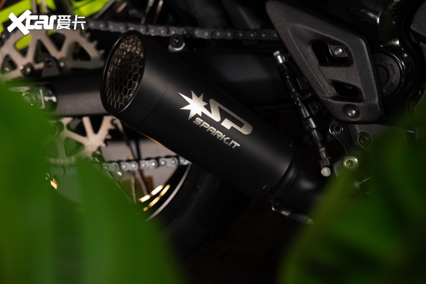 爆改凯旋Speed 400