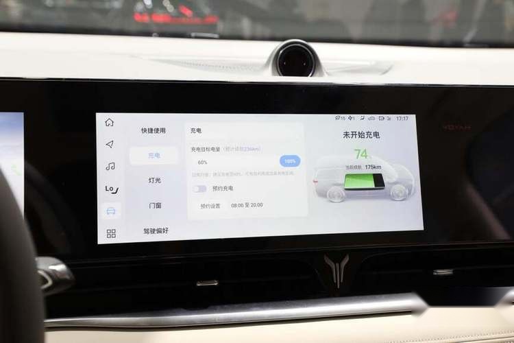 广州车展选车记，新岚图梦想家和腾势D9，谁才是真·豪华！