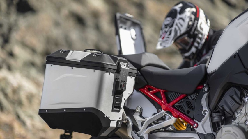 技术升级 全新配色 2022款杜卡迪Multistrada V4