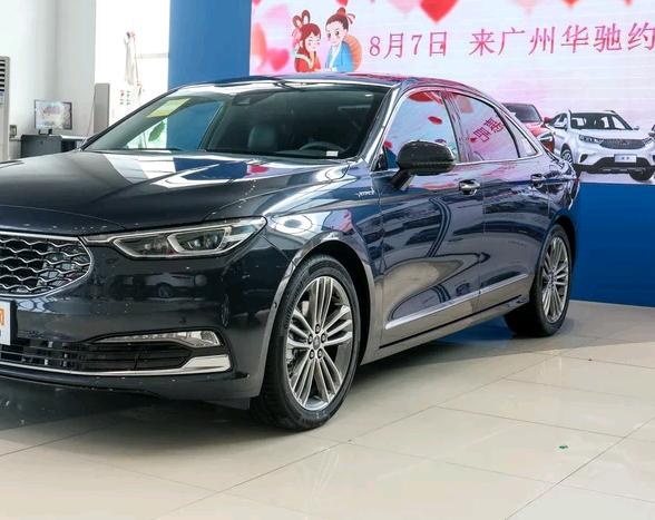 福特金牛座，起步2.0T+8AT，车长超5米