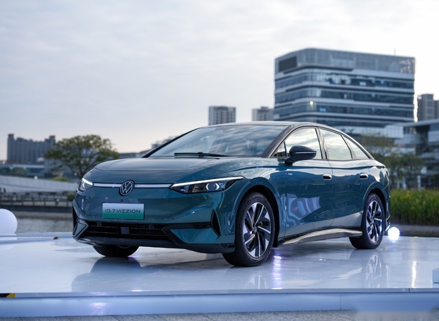 轴距比特斯拉Model 3还长，大众重磅纯电轿车上市，能成销量担当吗？