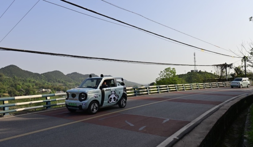 开“剁椒鱼头”的快乐谁懂？试驾熊猫mini，堪称代步神器