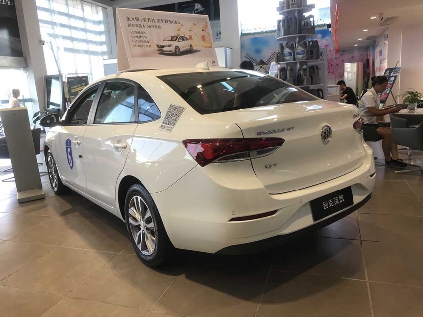 【到店暗访】动辄月销2万+，这些10万级家轿真有这么多人看？