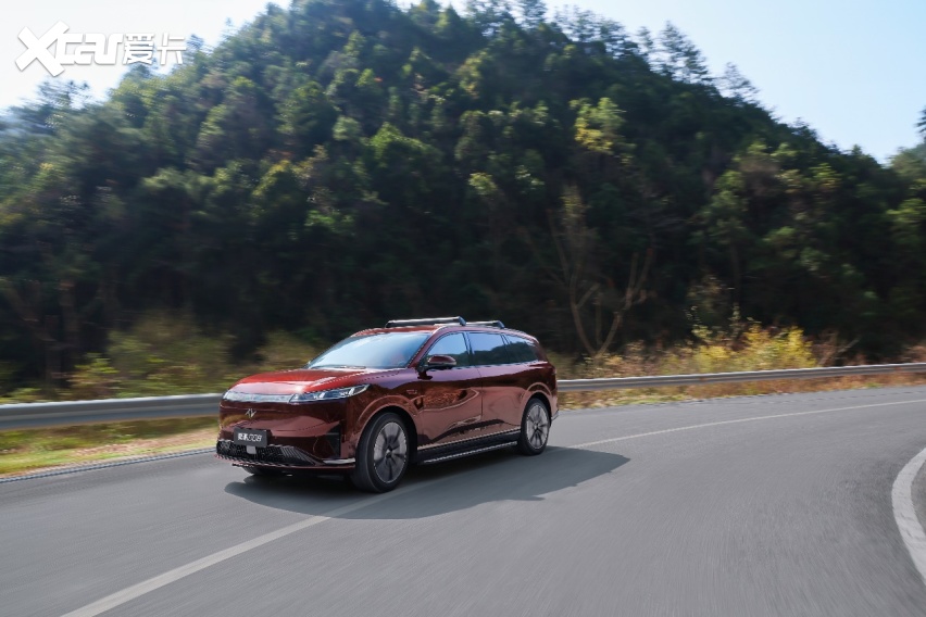 东风奕派008三大焕新，共赴春野又有新玩法！