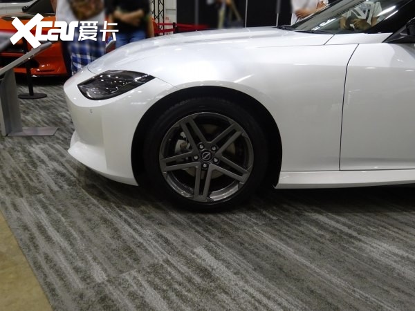 日产入门级跑车Fairlady Z曝光！配超400马力V6引擎堪称“小GTR”