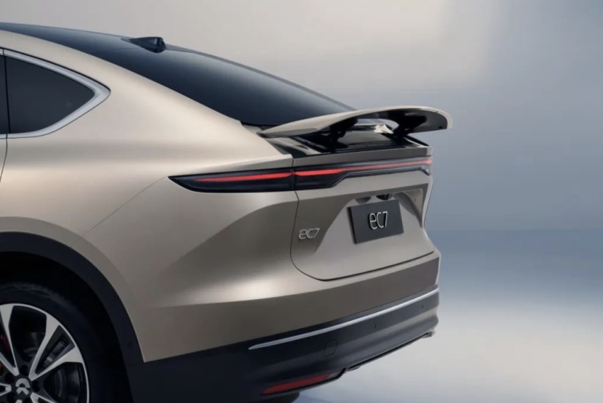 详解蔚来2022 NIO Day：全新ES8、EC7、三代换电站…