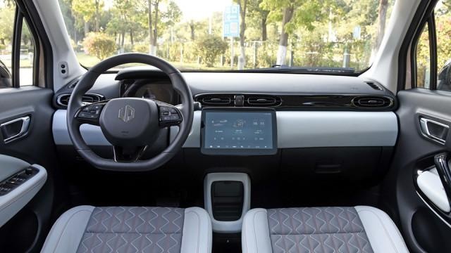 零跑T03调价后最高涨0.66万，中低配却省去ESP，还值得买吗？