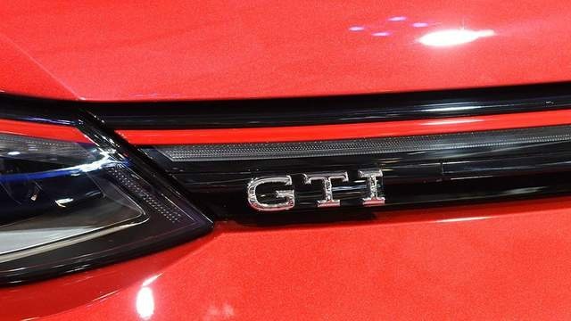 全新高尔夫GTI：非“满血”小钢炮，却让人没得选？