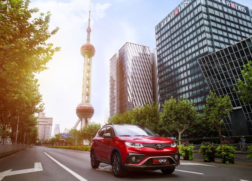 6.99万起标配四轮独悬 1.5T+爱信变速箱