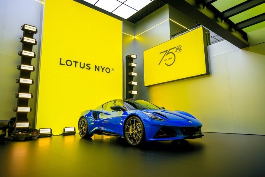 2023成都国际车展 路特斯Emira I4 First Editio