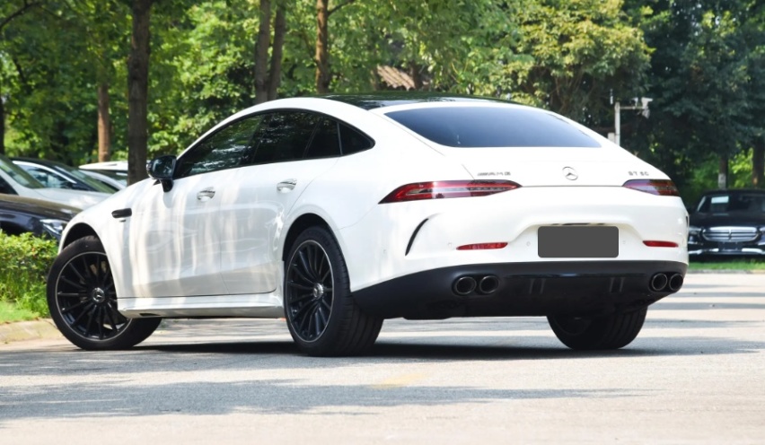 配3.0T引擎，零百加速4.5秒，详解奔驰AMG GT