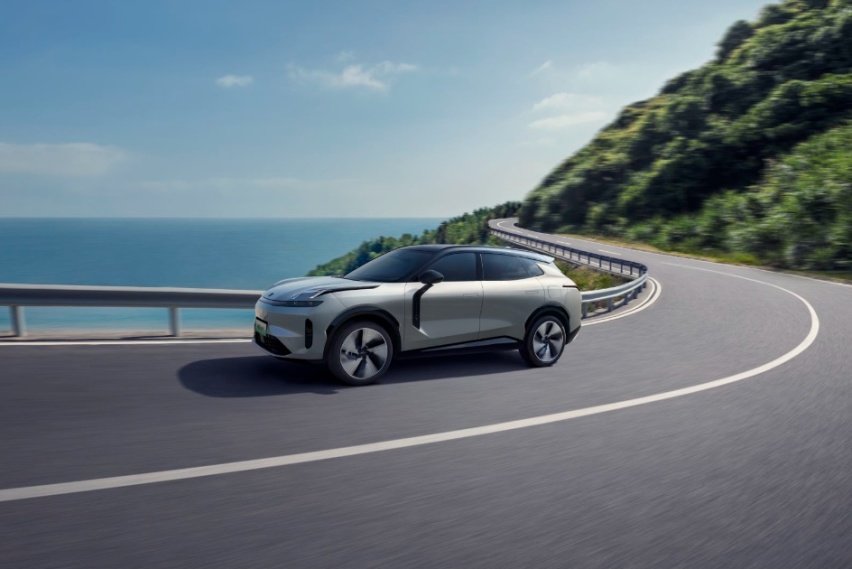 20万级新能源中型SUV 领克08和问界M5怎么挑？