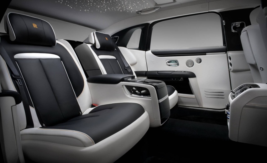2021-rolls-royce-ghost-extended-lwb-8.jpg