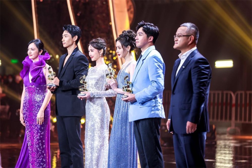 上汽奥迪光芒呈现2022微博电影之夜 共叙电影进取情怀