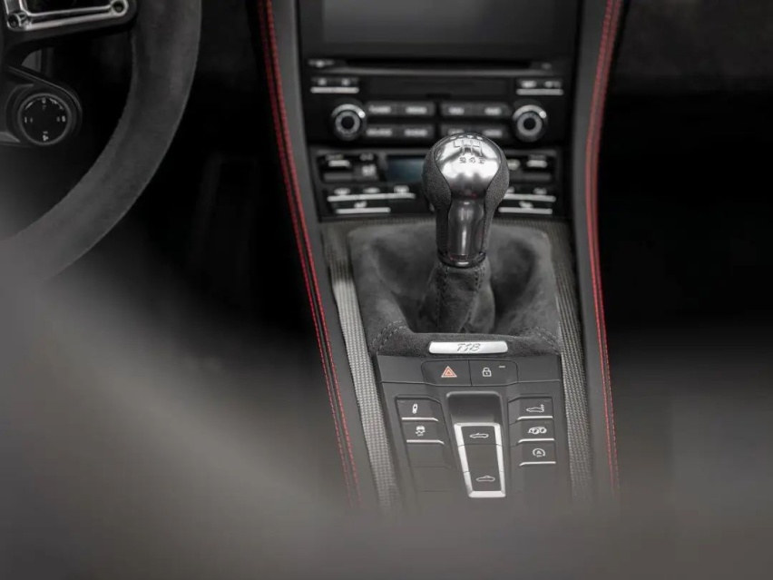 4.0L自吸+6挡手动，外媒抢先测718 GTS，评价是..