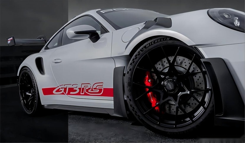 售价300万但不能上路，保时捷911 GT3 RS值不值得买？