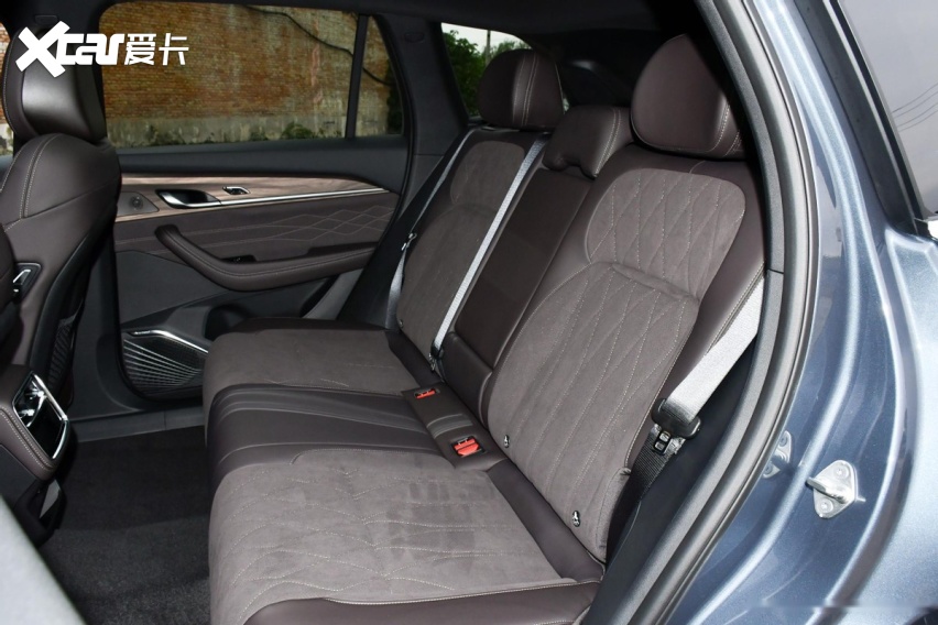 月均销量2万+，谁在为吉利星越L买单？真实用车分享来了！