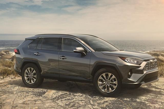为什么说丰田全新RAV4的高配和混动车型都不值得买？