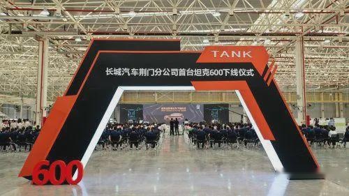 坦克600路试谍照曝光，3.0T+9AT，外形更霸气！