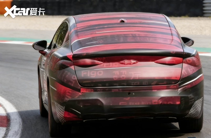 方程豹首款轿车“镁”曝光!纵置DMO+电四驱,或20万起售