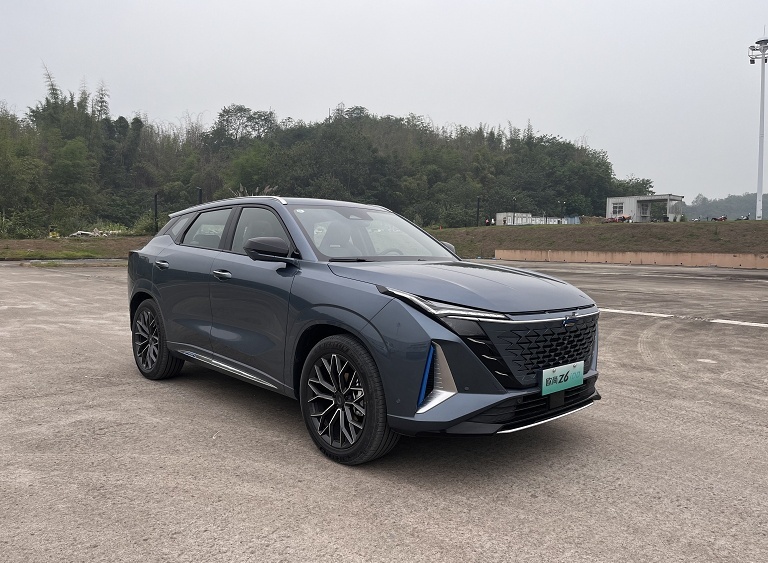 一口气试驾两款自主插混SUV，解析欧尚Z6 iDD成功之道