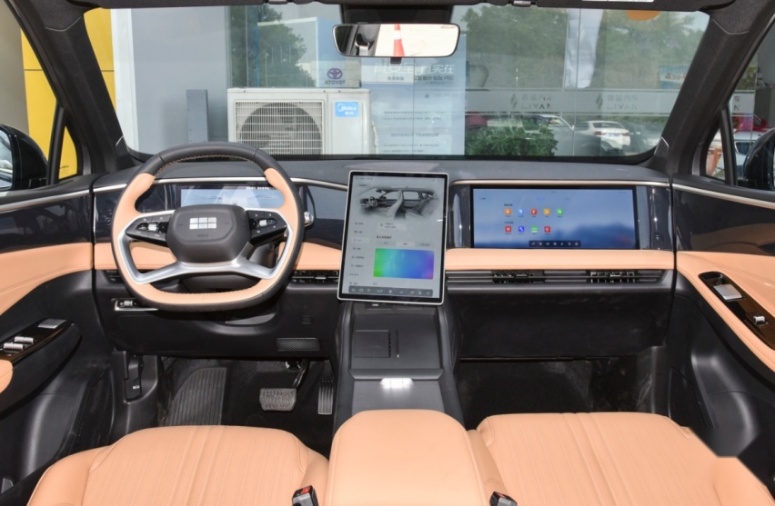 新一代电混SUV，综合续航1370km，吉利银河L7实力如何？
