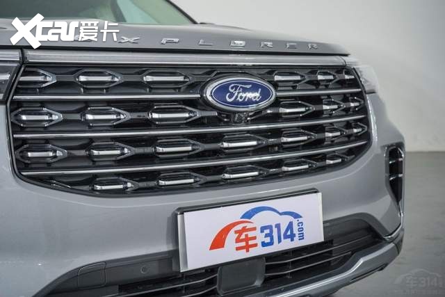 35万买大六座SUV,全新探险者对比理想ONE,选谁?