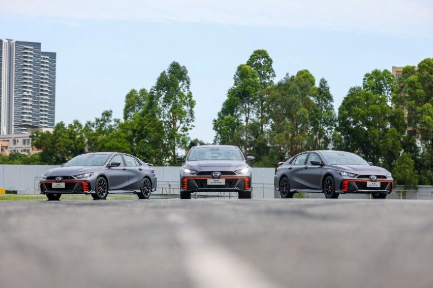赛道猛兽出街 影豹R-style赛道版13.68万元极速上市