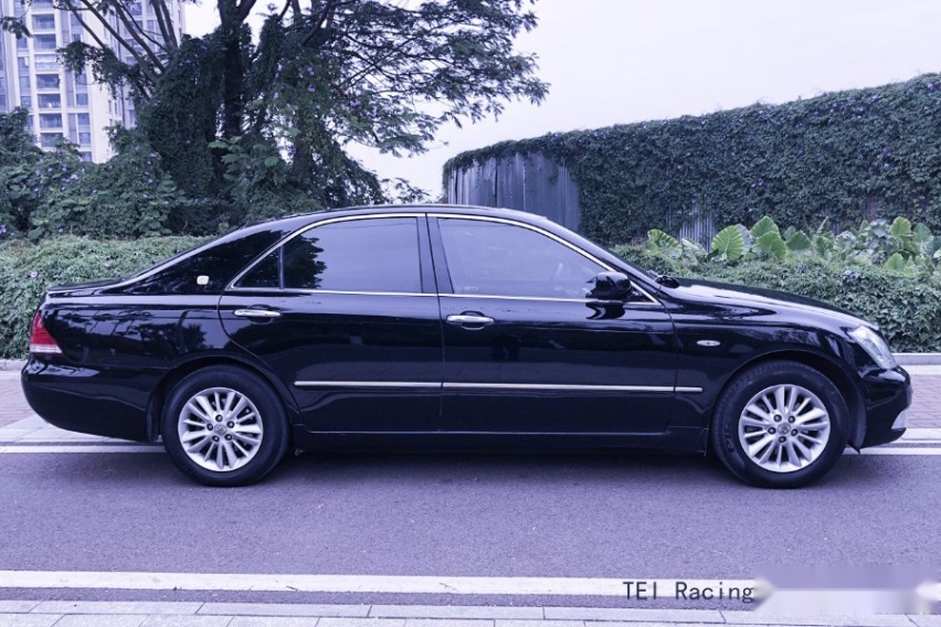 丰田皇冠改装TEI Racing P40NS大四活塞刹车卡钳