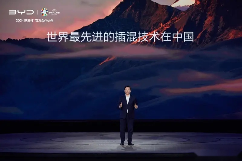 图片包含 自然, 游戏机, 日落, 夜空

描述已自动生成