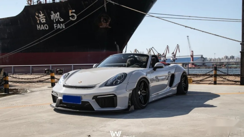 这台981 Boxster为何那么像718 GT4？坚持移植就不会过时