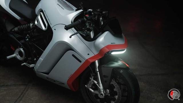 概念｜ZERO SR-X全新电动摩托，科幻外观美学设计，支持300km