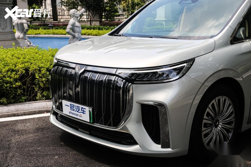 更大更强，重新定义新能源MPV，试驾岚图梦想家纯电版