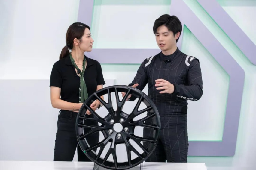 暴躁动力，“绿魔”外观，领克05+莫非就是国产轿跑SUV的战力天花板