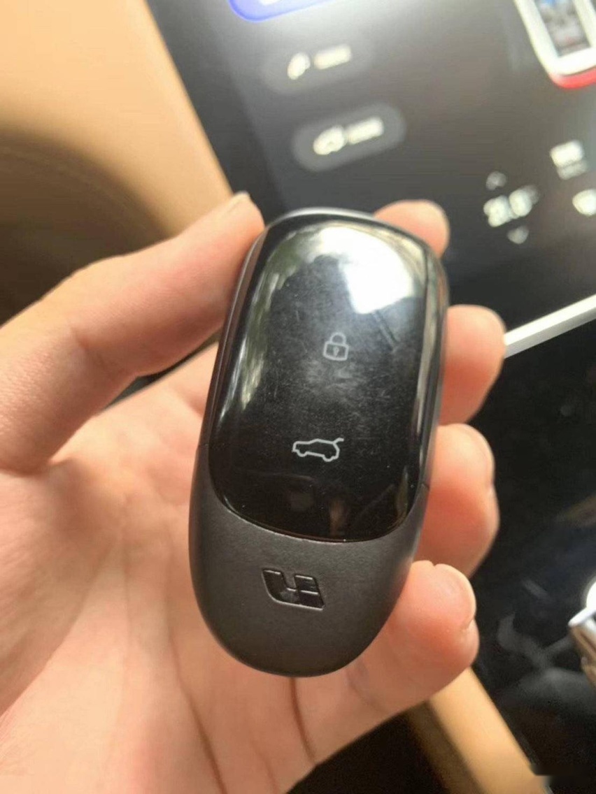 新出行小编们的理想ONE试驾心得:驾乘舒适性普遍好评