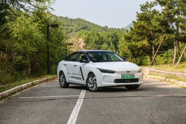 扎实的不止600km续航！几何A Pro秋季初体验