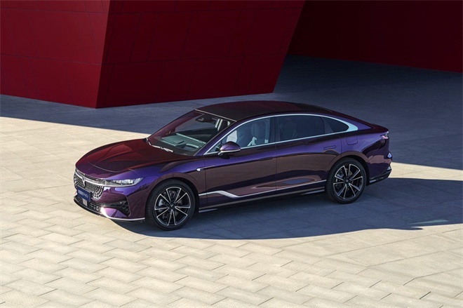中国豪华新境界！岚图追光PHEV 25.28万起正式上市