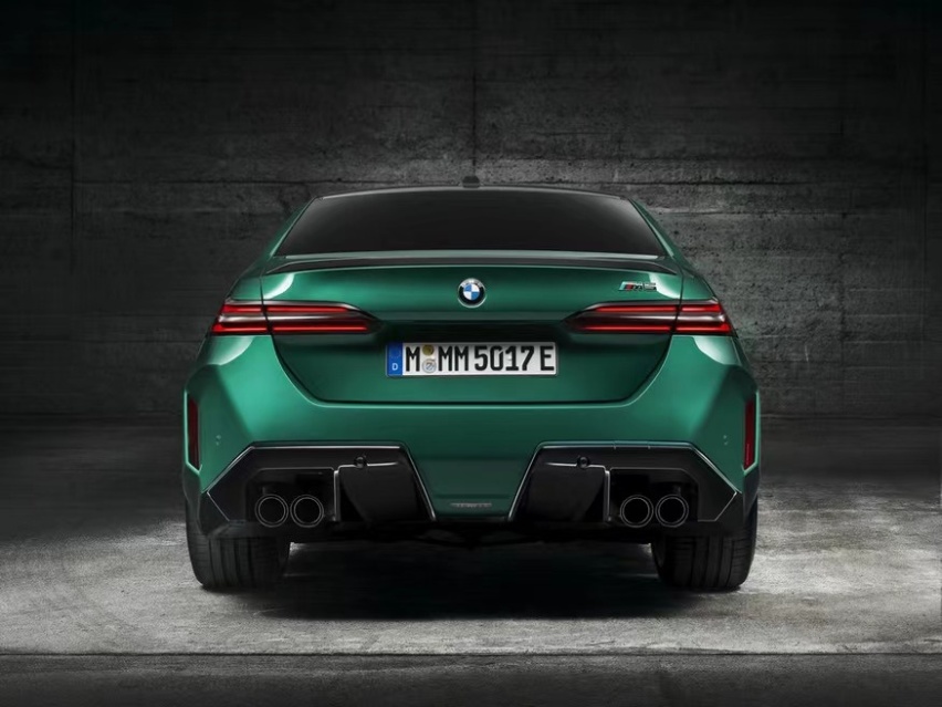 功能为先，驾趣至上 全新BMW M5高性能轿车将于成都演绎“BMW性能