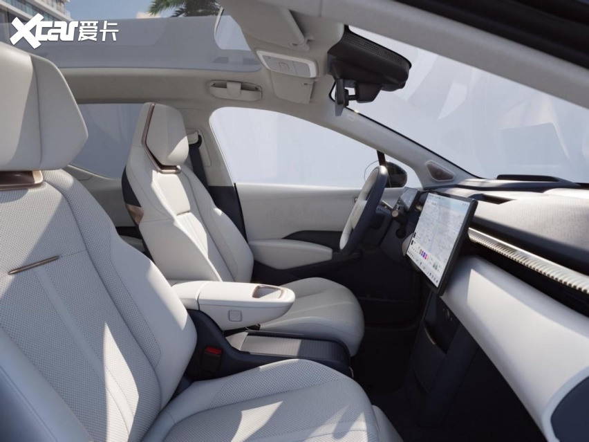 极氪X内饰图发布，中控屏可左右滑动，科技感拉满实用性存疑