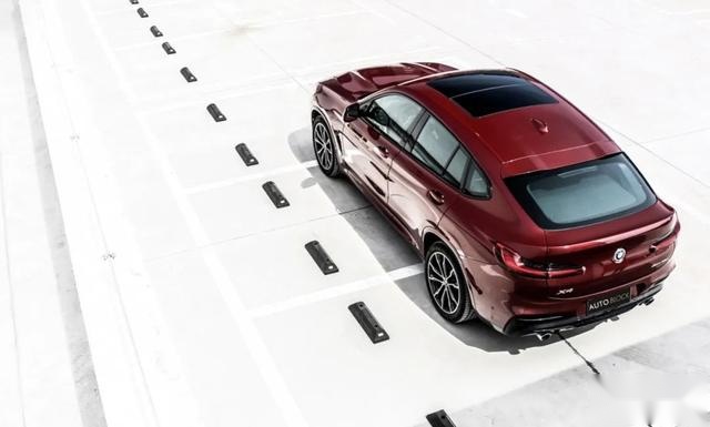 以X4之名，致敬BMW “X”