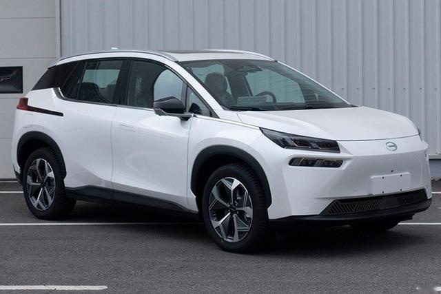 别再抱怨续航问题 新款广汽埃安AION V续航将超700km