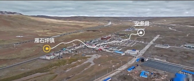 硬核挑战600km无人区 昊铂HT跑赢燃油增程！