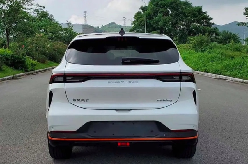 首搭华为热泵管理系统，东风风行打造出了冬季不掉电的纯电SUV