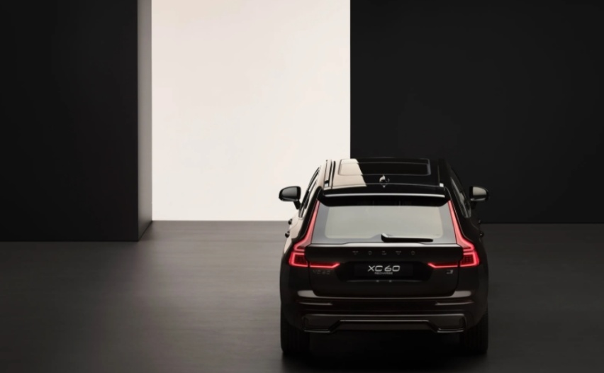 全新沃尔沃XC60 T8极夜黑上市，售价52.39万元